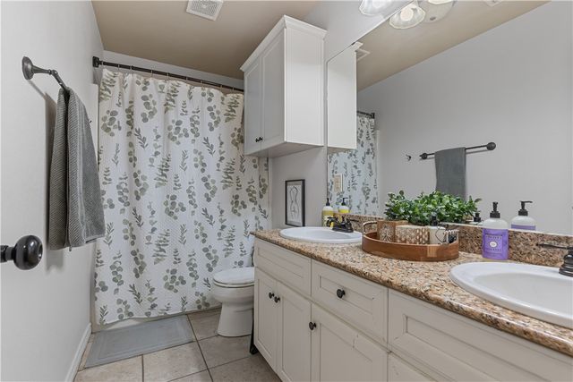 4202 Carnes Court S, College Station, TX 77845