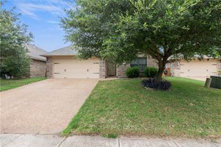 4202 Carnes Court S, College Station, TX 77845