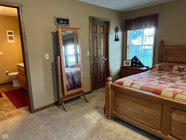 1364 S Ruth Street S, Rushville, IN 46173