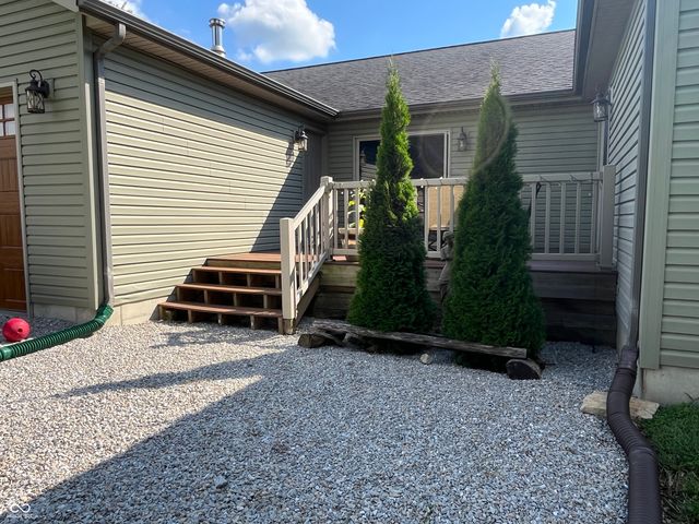 1364 S Ruth Street S, Rushville, IN 46173