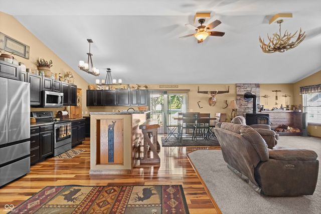 1364 S Ruth Street S, Rushville, IN 46173