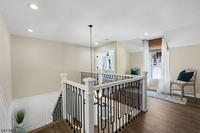 31 Warren Cutting, Chester Twp., NJ 07930