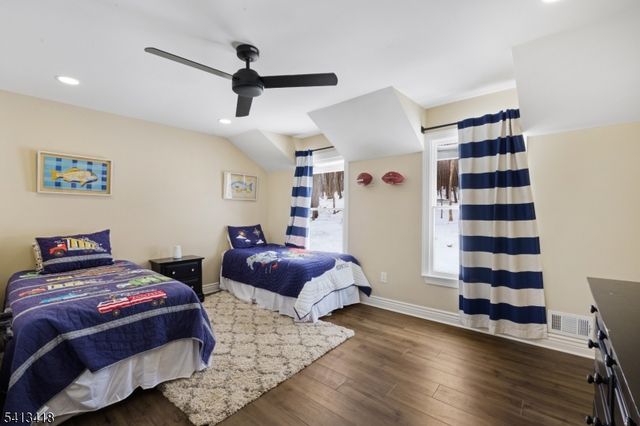 31 Warren Cutting, Chester Twp., NJ 07930