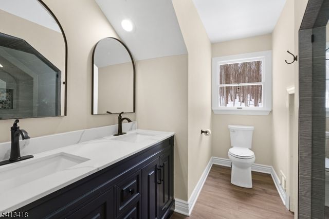 31 Warren Cutting, Chester Twp., NJ 07930