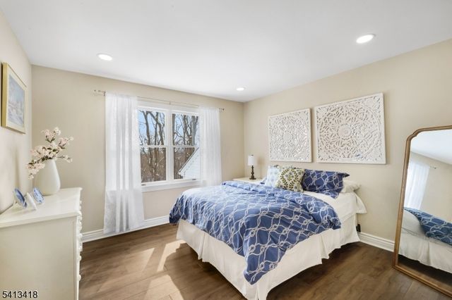 31 Warren Cutting, Chester Twp., NJ 07930