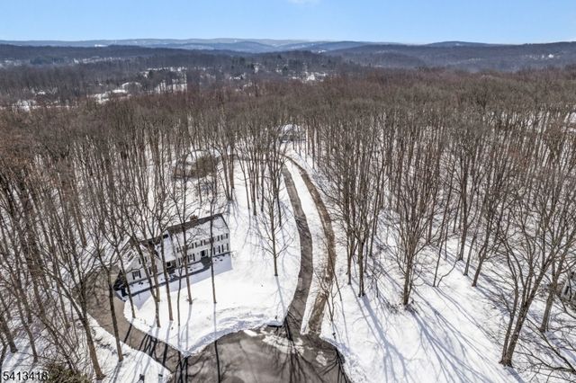 31 Warren Cutting, Chester Twp., NJ 07930