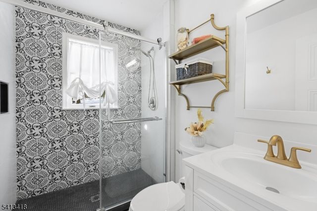 31 Warren Cutting, Chester Twp., NJ 07930