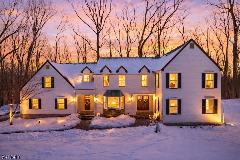 31 Warren Cutting, Chester Twp., NJ 07930