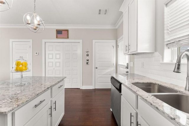 1220 Pithon Street 16, Lake Charles, LA 70601