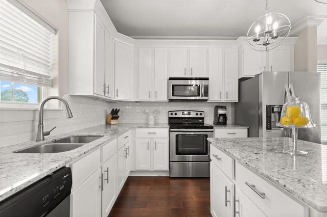 1220 Pithon Street 16, Lake Charles, LA 70601