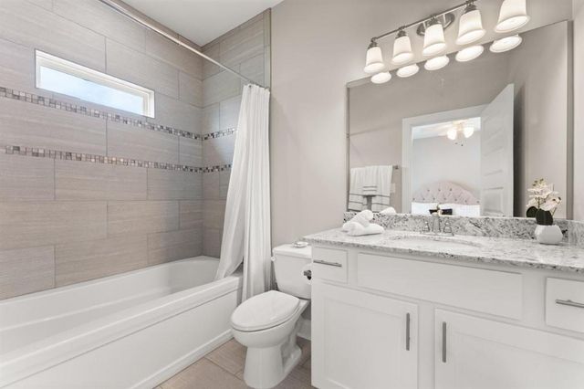 1220 Pithon Street 16, Lake Charles, LA 70601