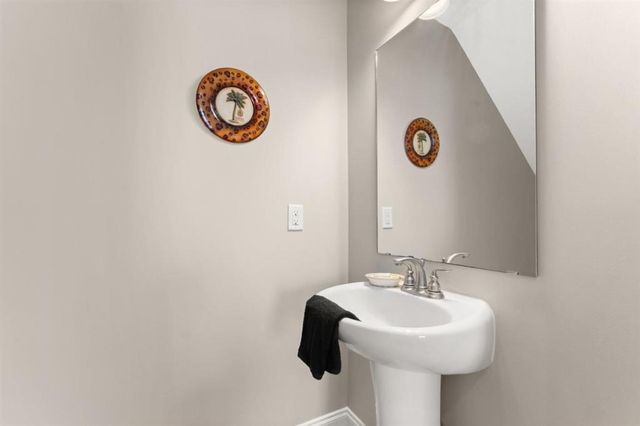 1220 Pithon Street 16, Lake Charles, LA 70601