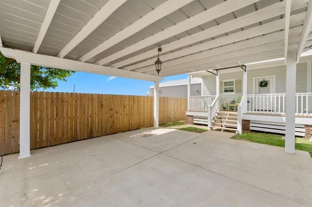 1220 Pithon Street 16, Lake Charles, LA 70601