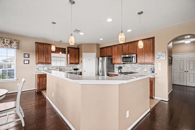 1133 E Meyer Road, Seabrook, TX 77586