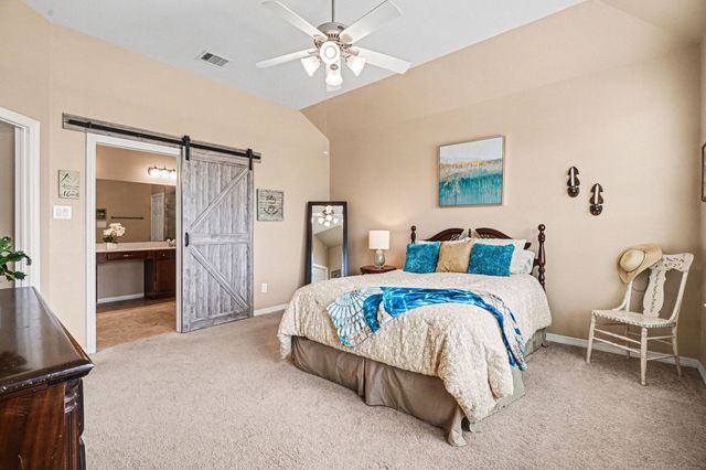 1133 E Meyer Road, Seabrook, TX 77586