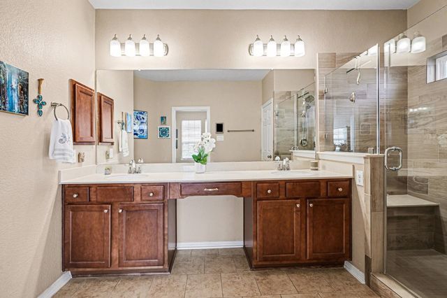 1133 E Meyer Road, Seabrook, TX 77586