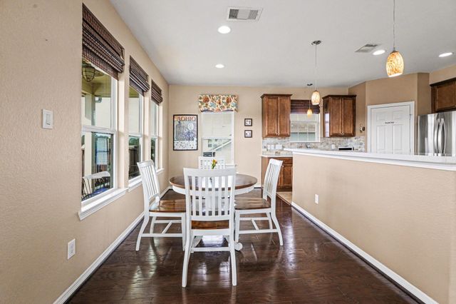 1133 E Meyer Road, Seabrook, TX 77586