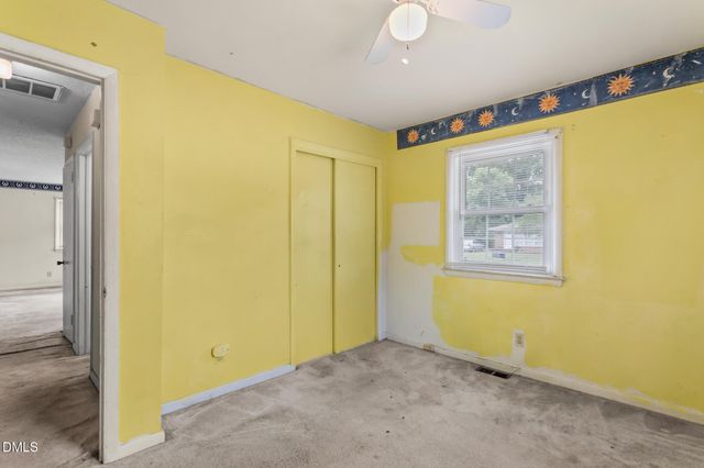 1909 Rayston Drive, Greensboro, NC 27405