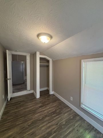2015 Howard Avenue, Middletown, OH 45044
