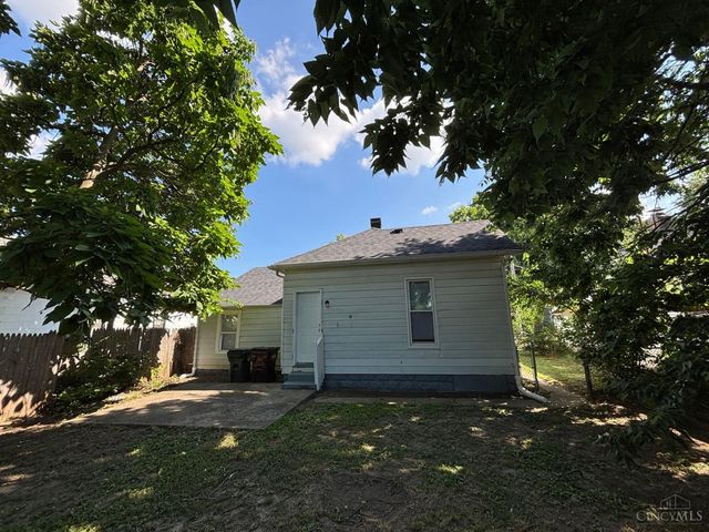 2015 Howard Avenue, Middletown, OH 45044