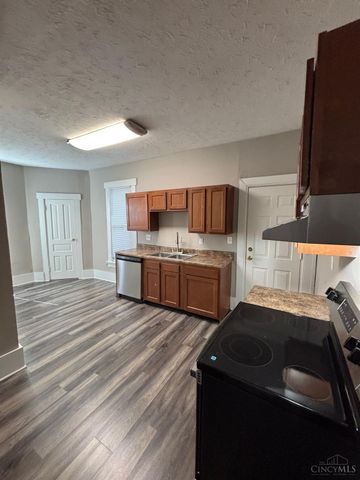 2015 Howard Avenue, Middletown, OH 45044