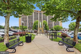 21328 VALLEY FORGE CIR #1328, King Of Prussia, PA 19406