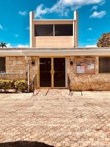 215 SE 3rd Ave 101A, Hallandale Beach, FL 33009