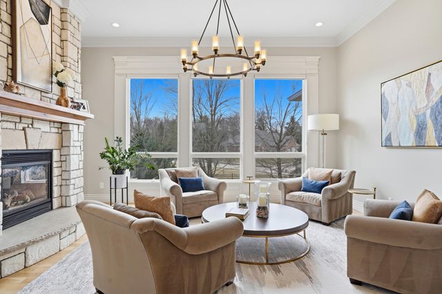 1706 DUNHILL WAY, Columbia, MO 65203