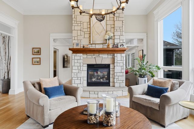 1706 DUNHILL WAY, Columbia, MO 65203