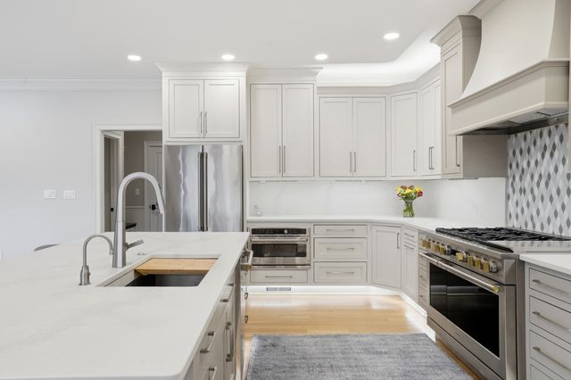 1706 DUNHILL WAY, Columbia, MO 65203