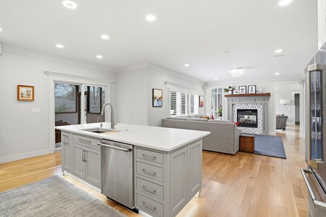 1706 DUNHILL WAY, Columbia, MO 65203