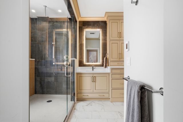 1706 DUNHILL WAY, Columbia, MO 65203