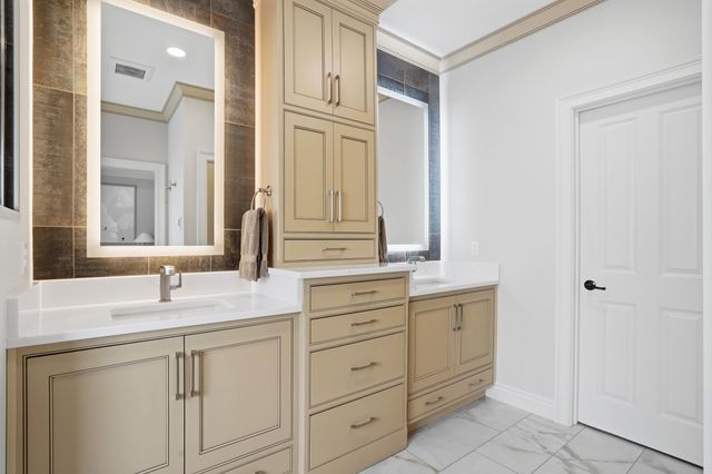 1706 DUNHILL WAY, Columbia, MO 65203