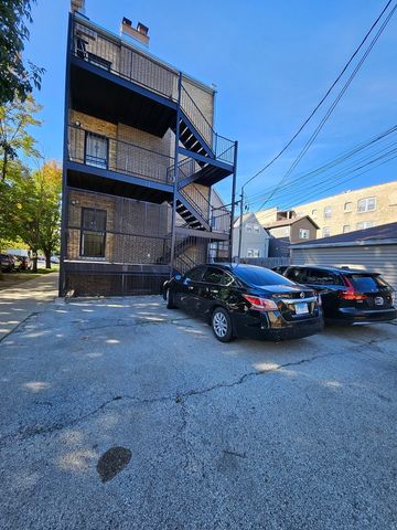 901 N Francisco Avenue 1R, Chicago, IL 60622