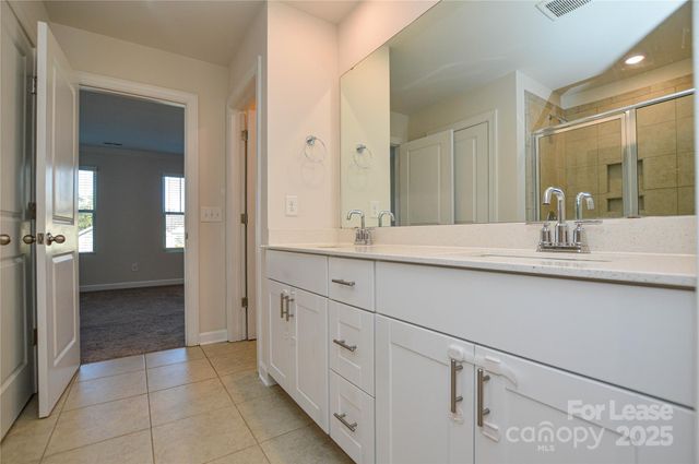 3215 Lisburn Street, Charlotte, NC 28227