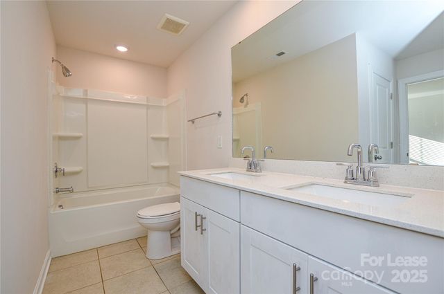 3215 Lisburn Street, Charlotte, NC 28227