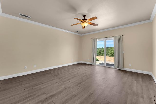 24015 Shirley Drive, Bella Vista, CA 96008