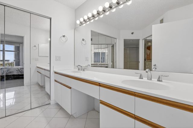 3400 NE 192nd Street 1008, Miami, FL 33180