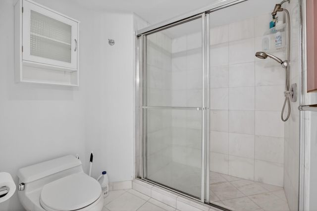 3400 NE 192nd Street 1008, Miami, FL 33180