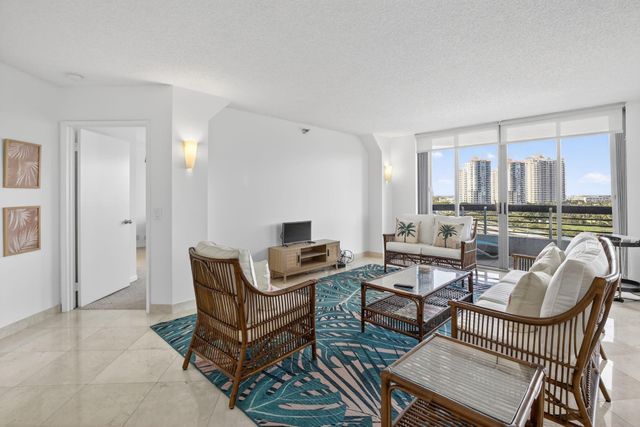 3400 NE 192nd Street 1008, Miami, FL 33180