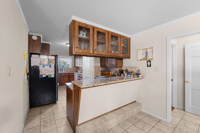 837 White Oak Drive, Woodway, TX 76712