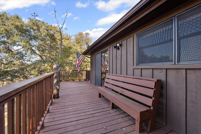 837 White Oak Drive, Woodway, TX 76712