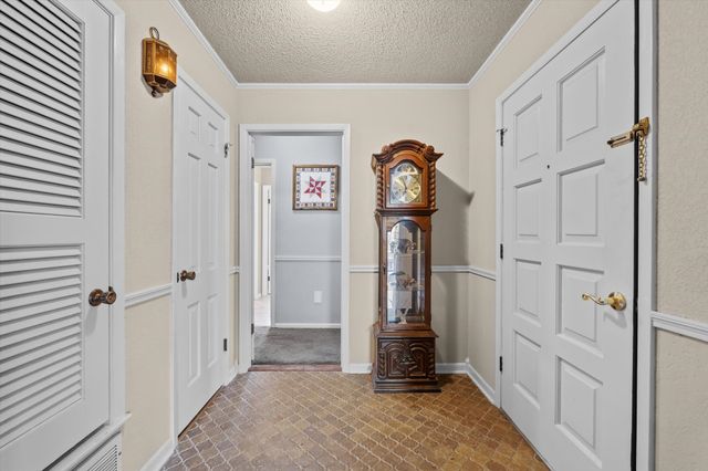 837 White Oak Drive, Woodway, TX 76712