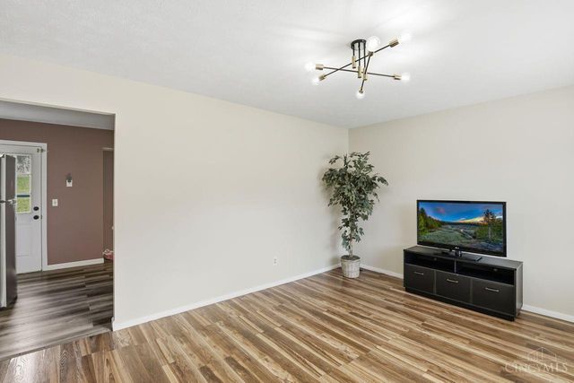 11478 Ramondi Place, Forest Park, OH 45240