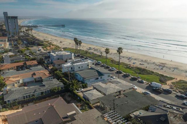 4933 35 Ocean Boulevard, San Diego, CA 92109