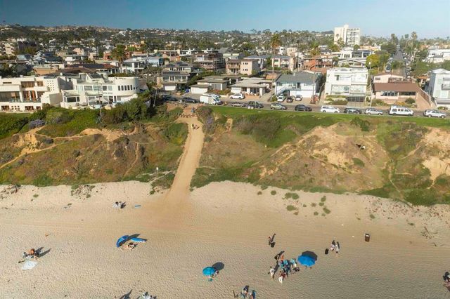 4933 35 Ocean Boulevard, San Diego, CA 92109