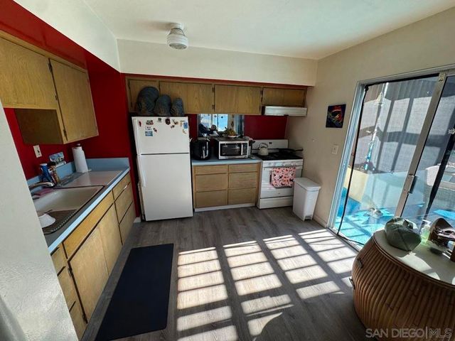 4933 35 Ocean Boulevard, San Diego, CA 92109