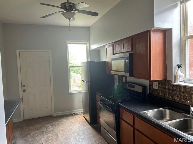 4636 Saint Ferdinand Avenue, St Louis, MO 63113