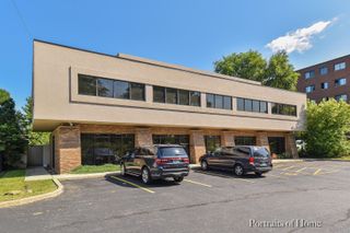364 Pennsylvania Avenue 2-5, Glen Ellyn, IL 60137
