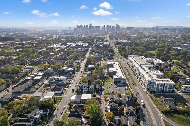 1725 7th Ave, N, Nashville, TN 37208